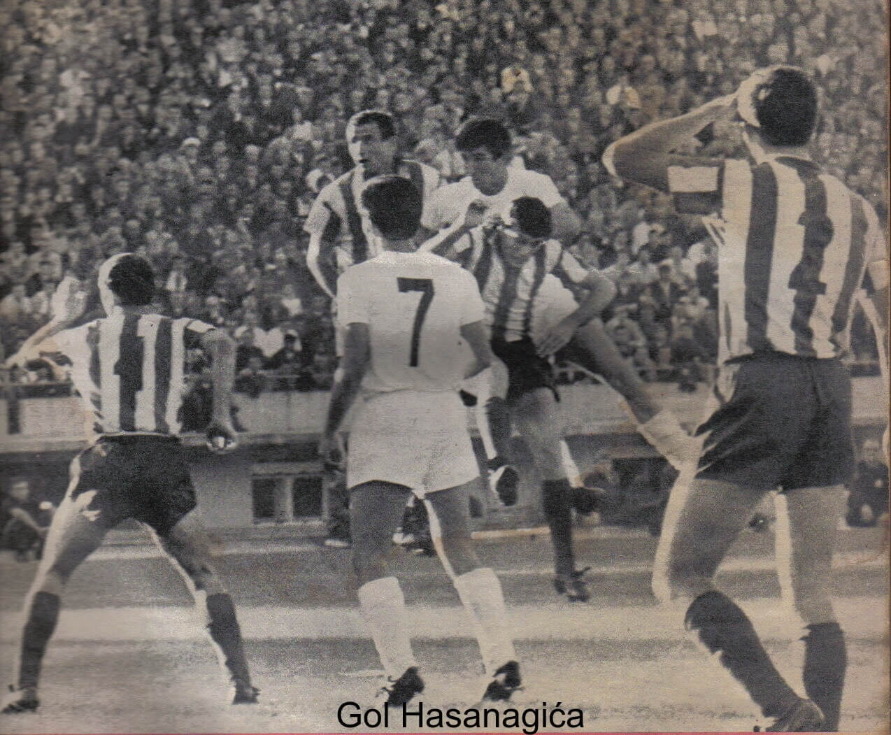 Mustafa Hasanagić postiže pdlučujući gol u derbiju